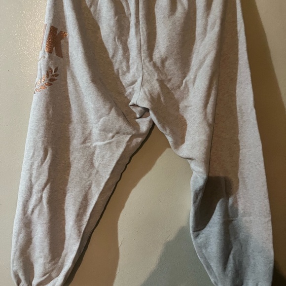 PINK Victoria secret joggers - Picture 2 of 4